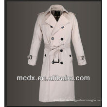 Weißer langer koreanischer Trenchcoat